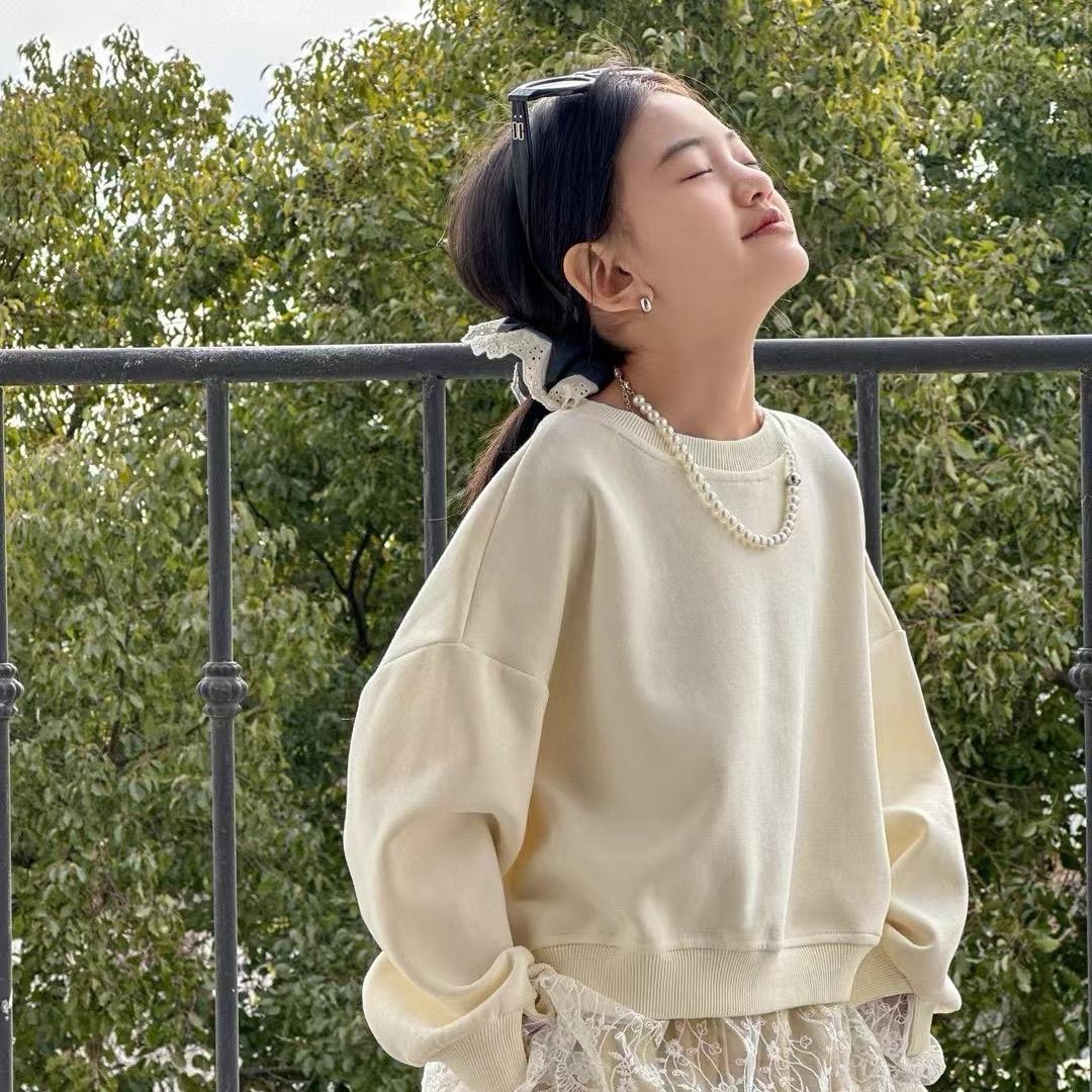 株洲银谷喜柚童装批发-芳姐