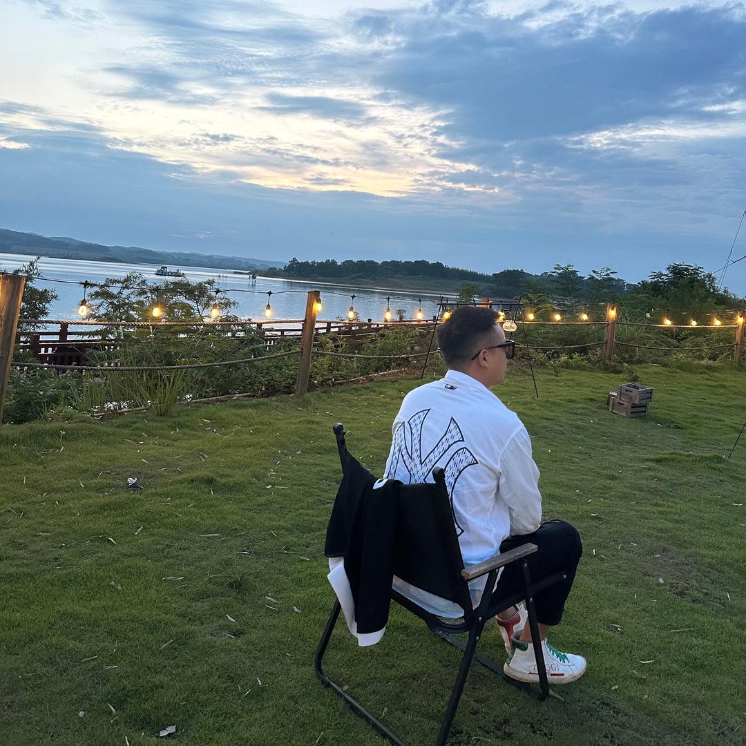 A。七（南宁学车驾校杨教练）