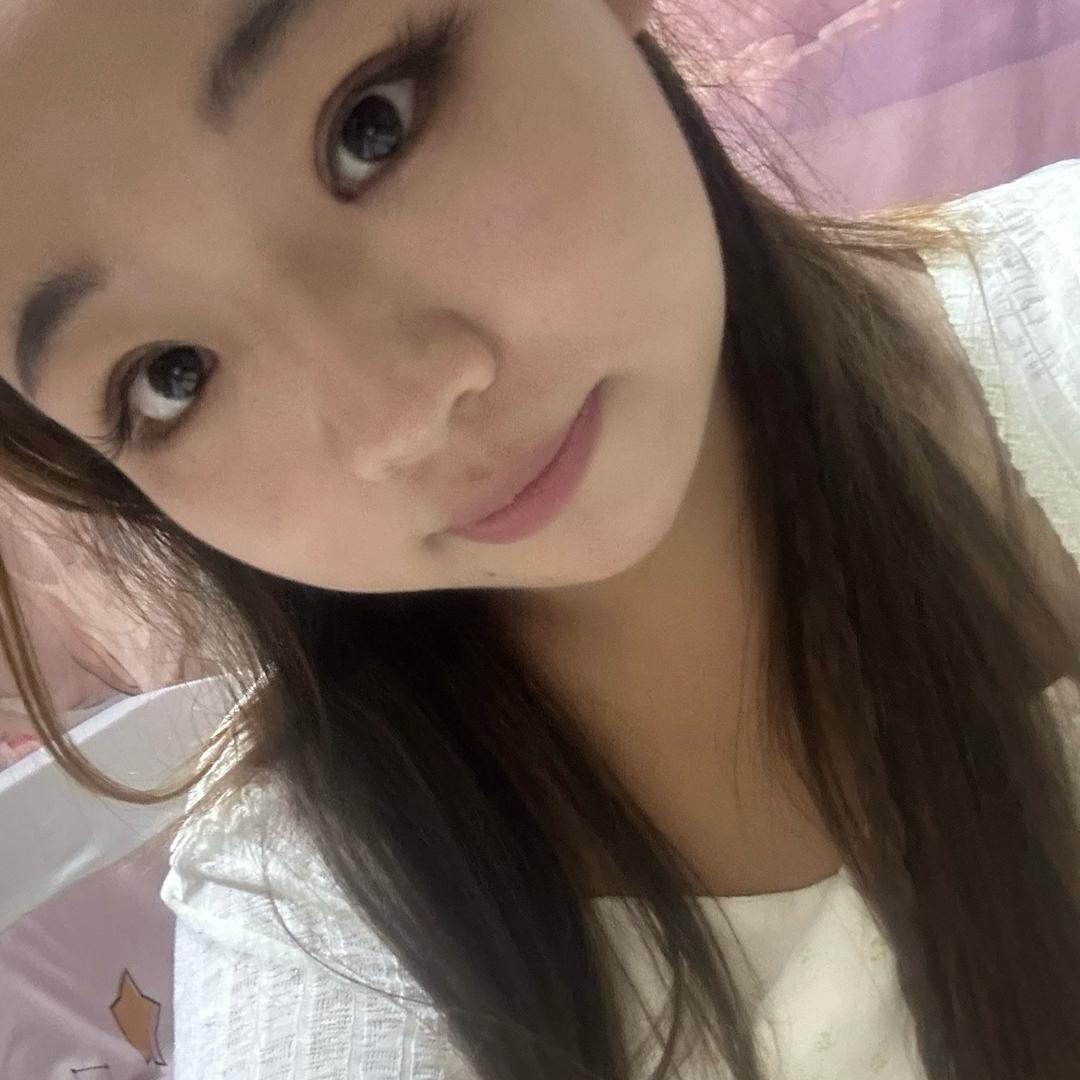 小飞月（贵州姑娘）