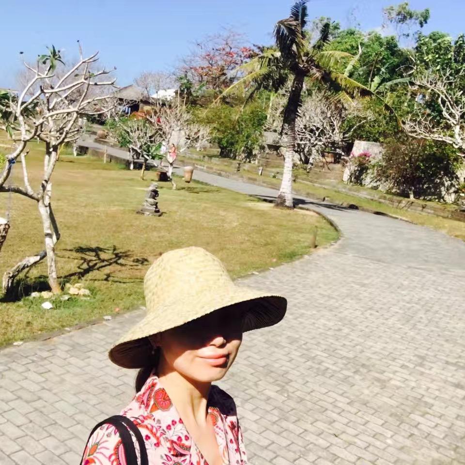 豆芽的铲屎官大人