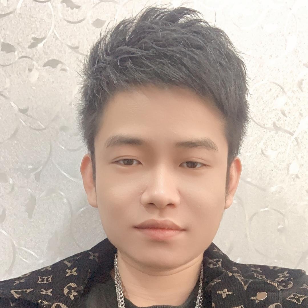 韦元龙