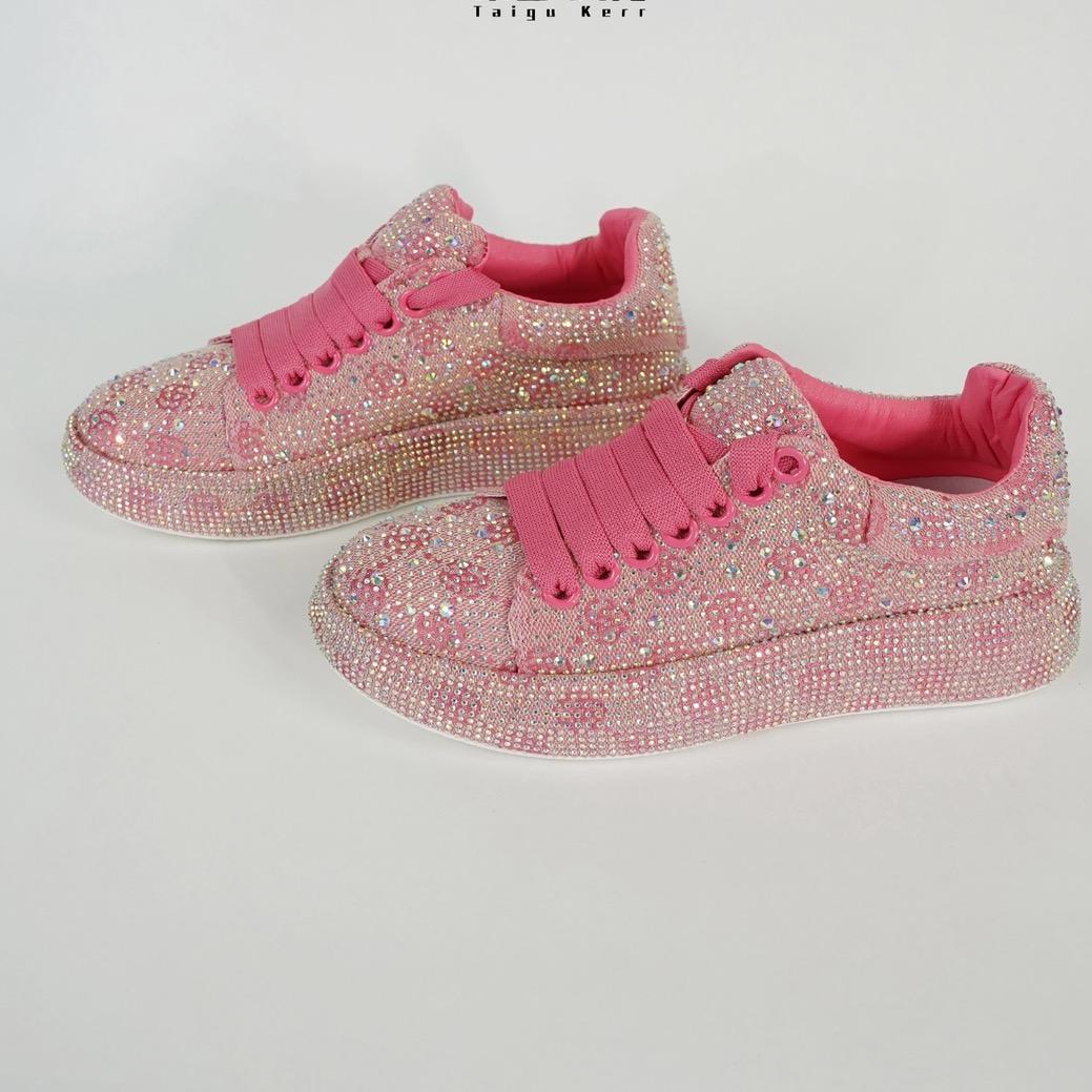 蓝莓轻奢潮钻鞋