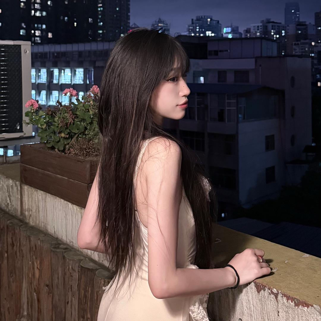 虾仁不眨眼𓆗