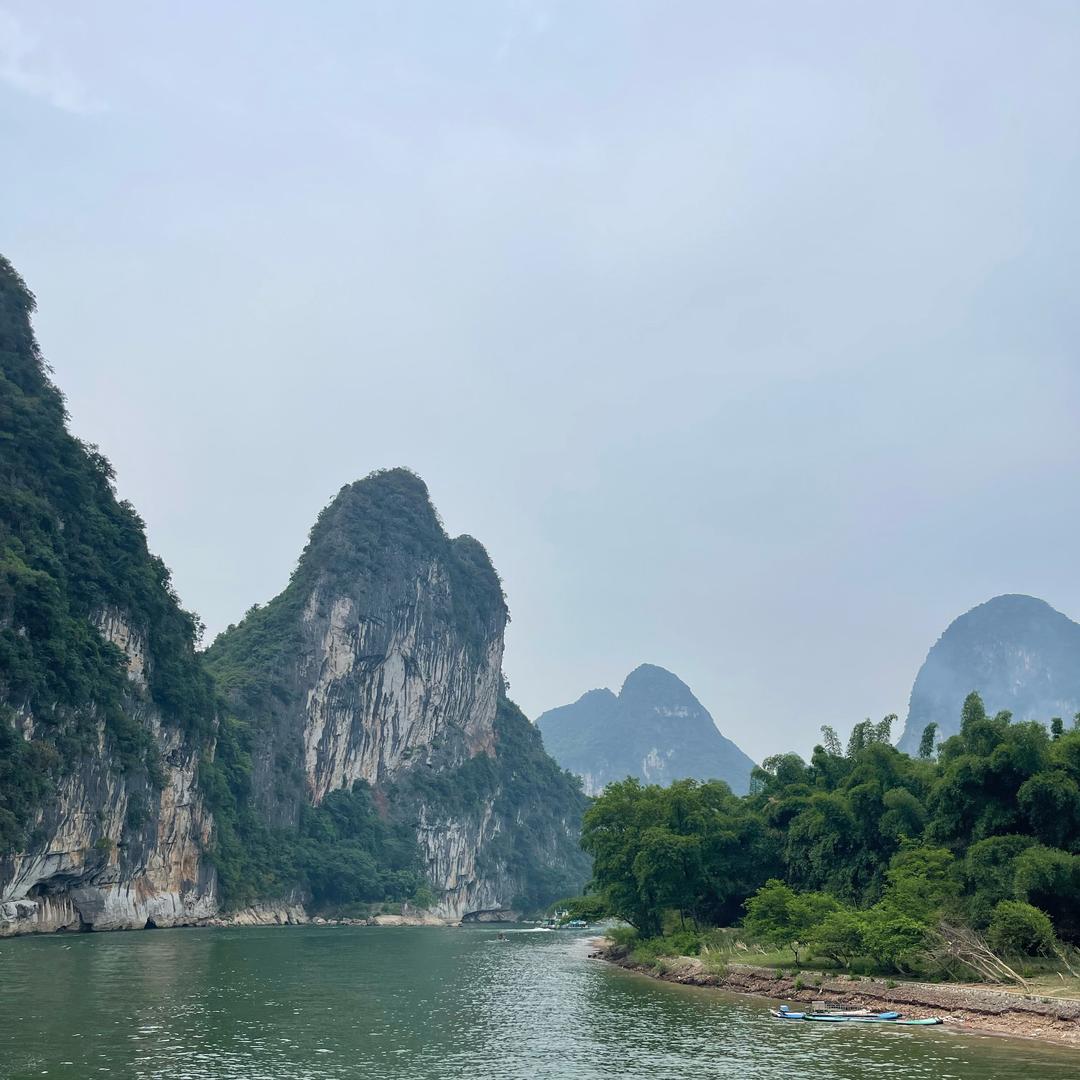了油LIU