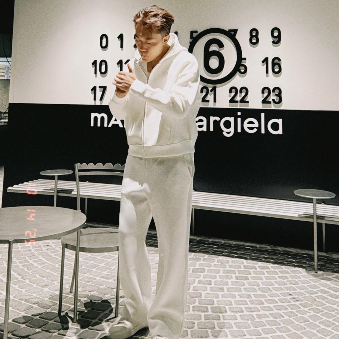 DERRICK🌹管
