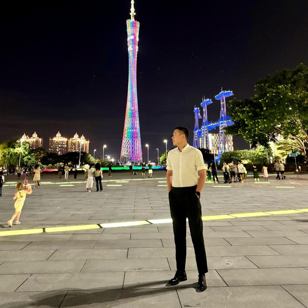 D_亮哥