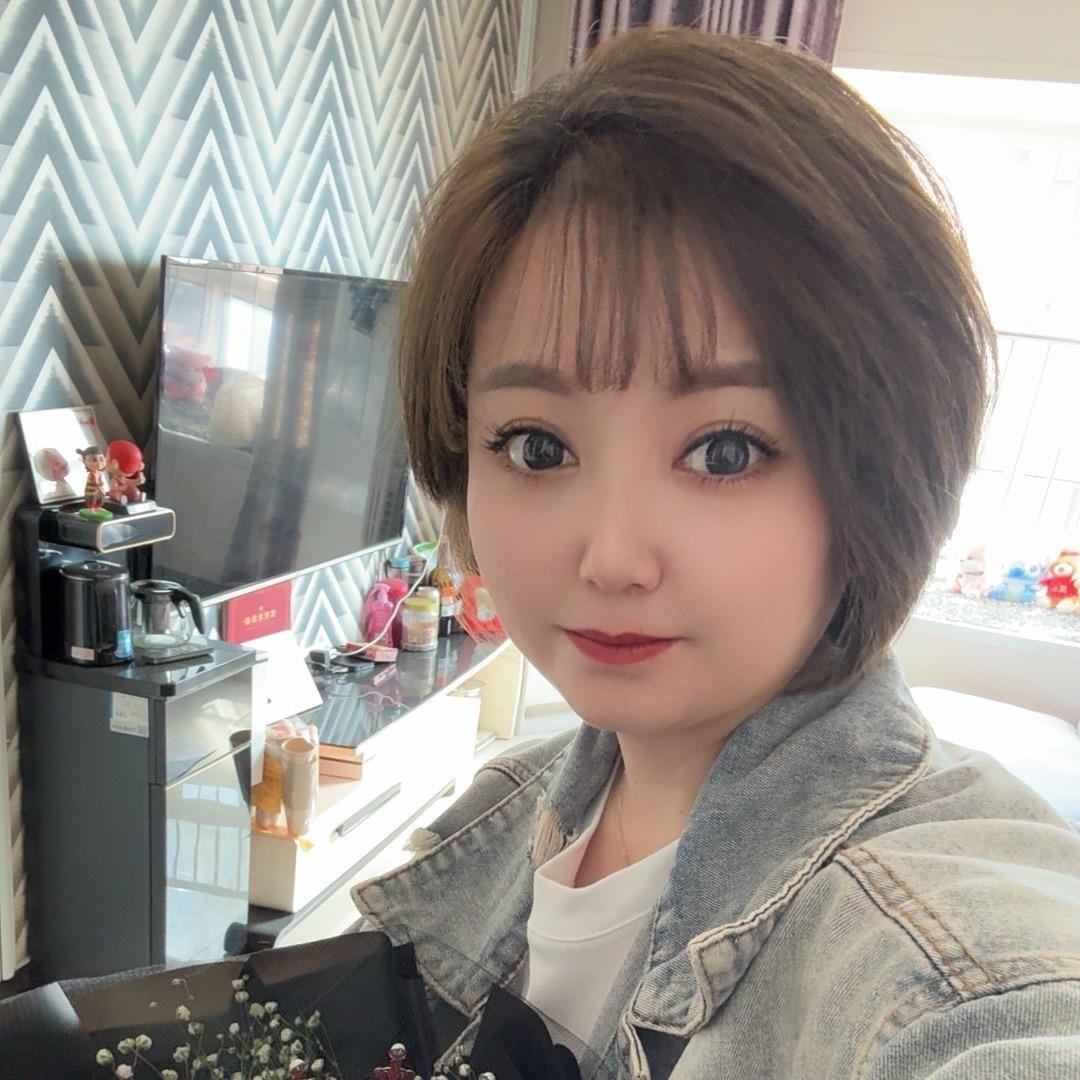 大眼小姐姐
