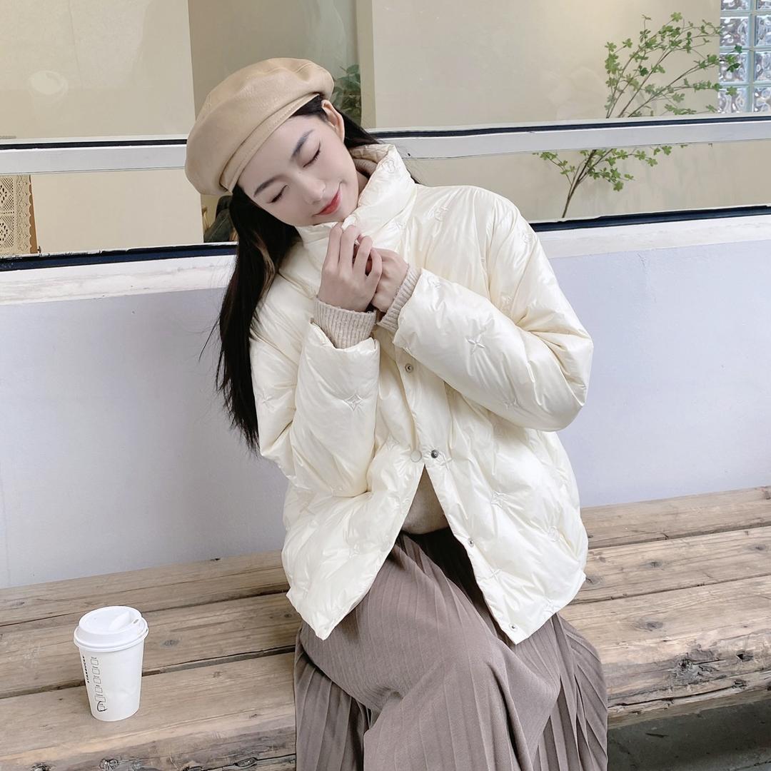 五悦服饰