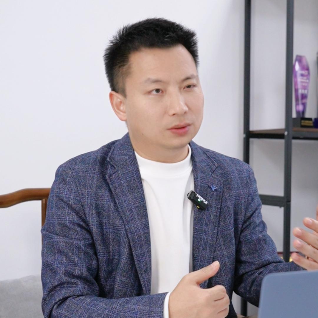 红瓴邹校聊出海人力