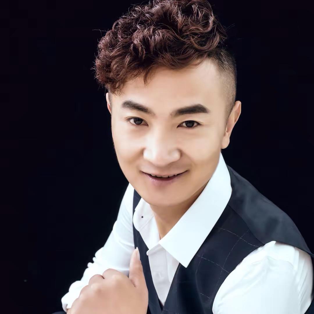 黄尊