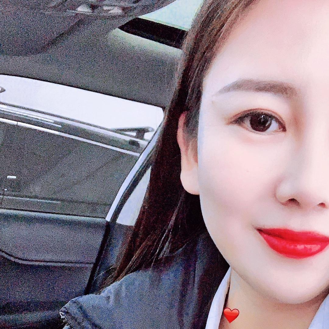 洛阳裕隆二手车婷婷
