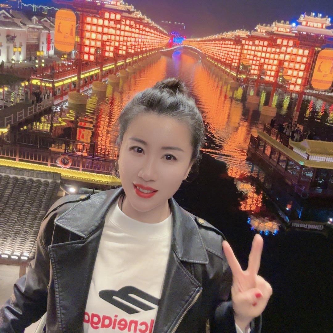 丁薇的潮品店 狼耳轻户外鞋服