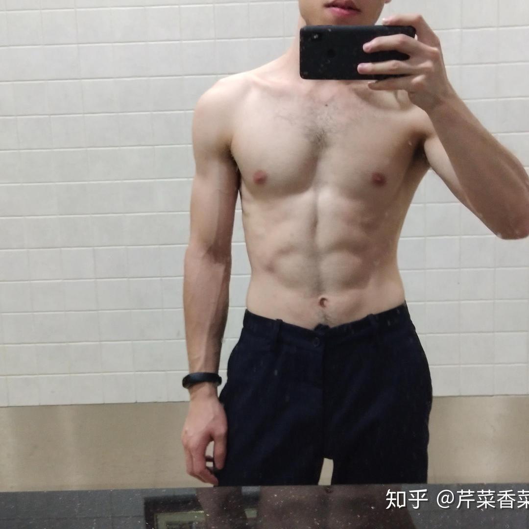 隔壁小张