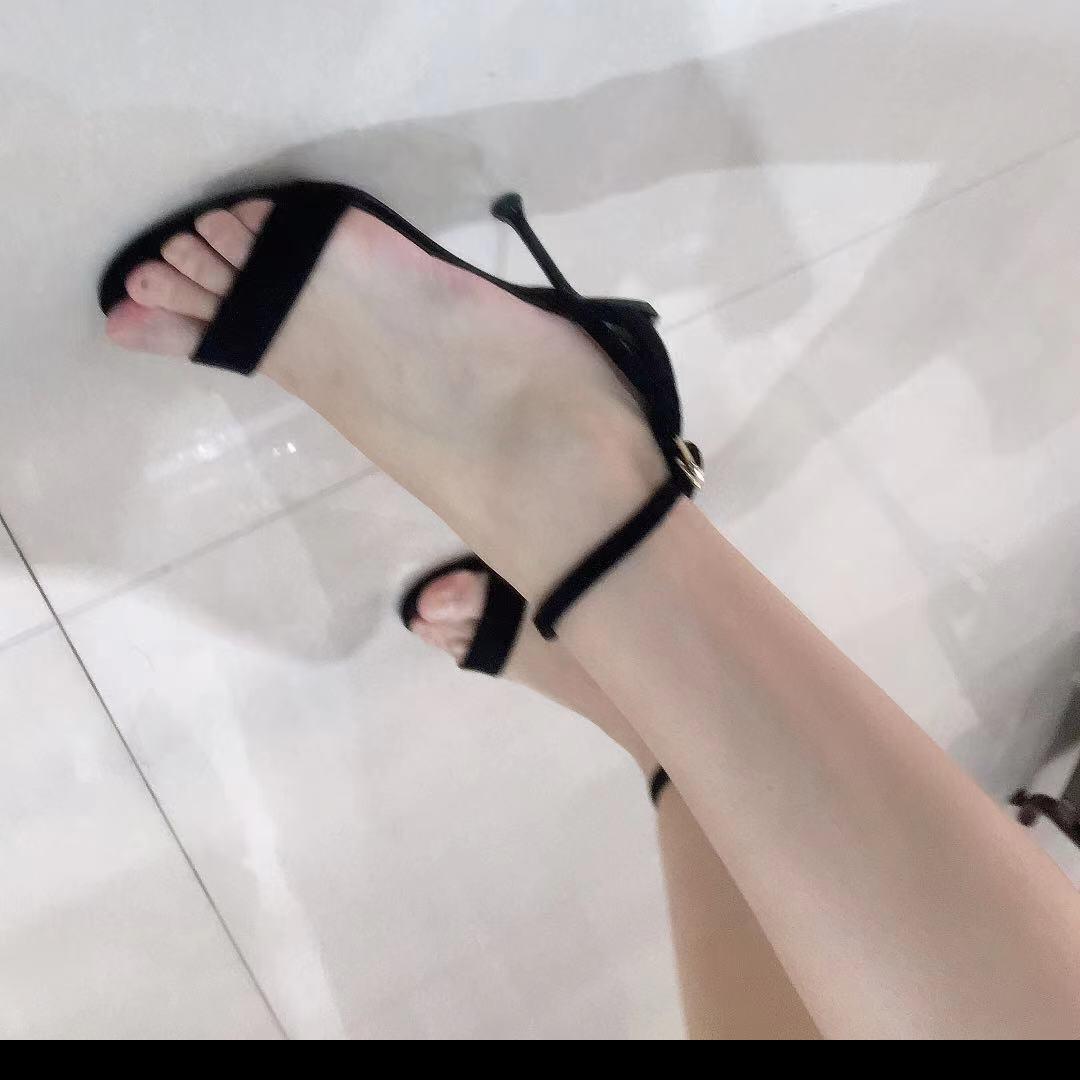 姐很拽