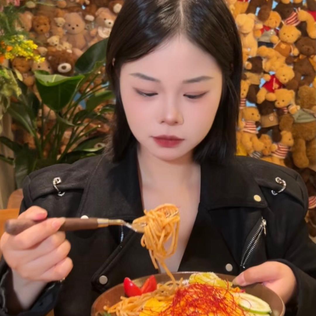 吃货届的大长腿