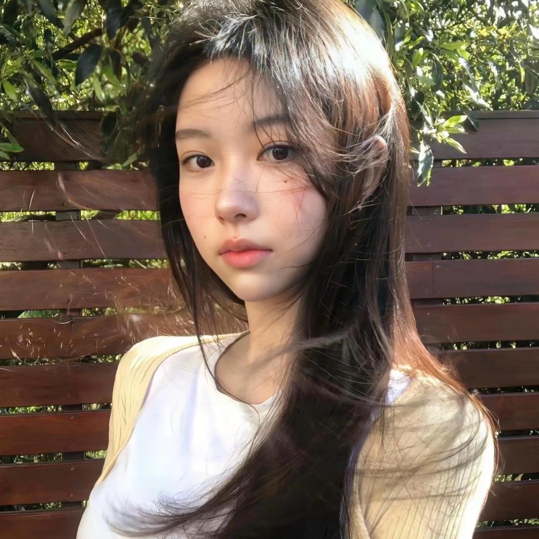 麻辣小龙夏女士