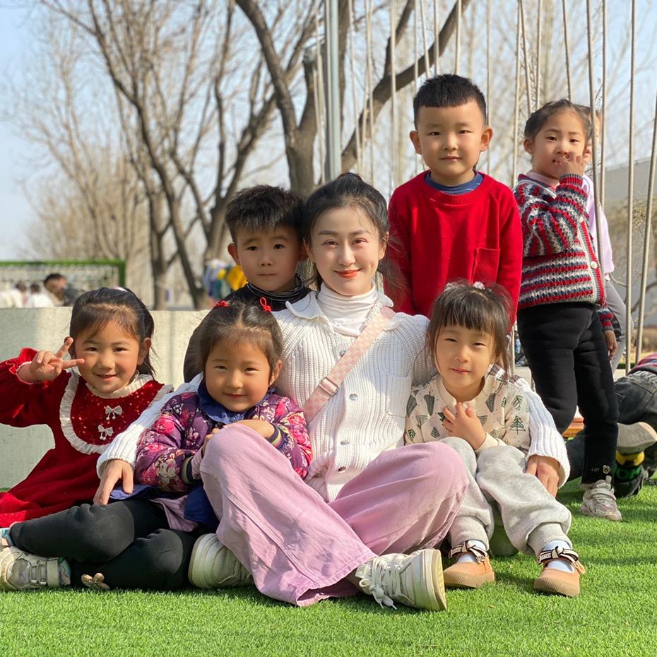 涵妮儿妈妈是幼师