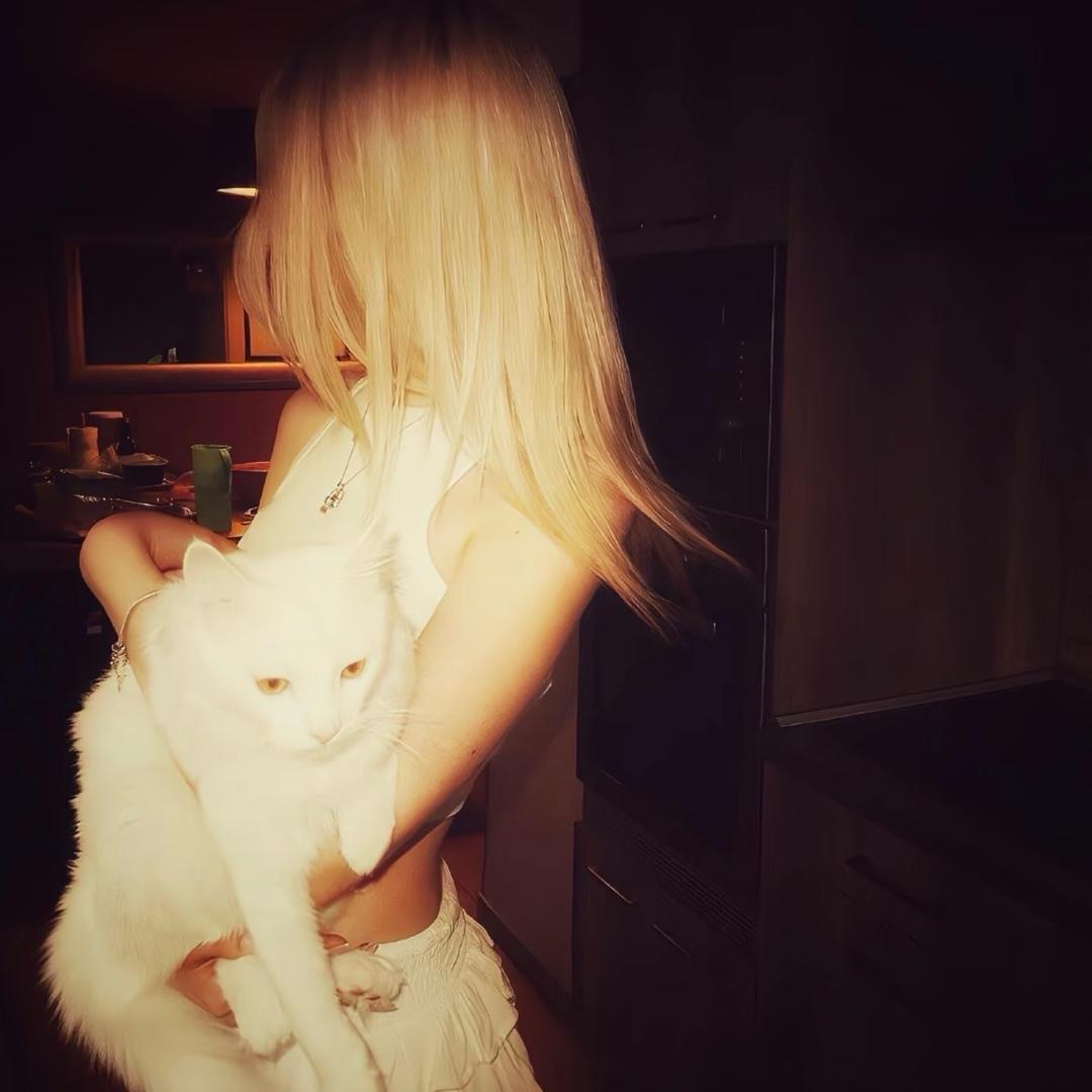 Lili.