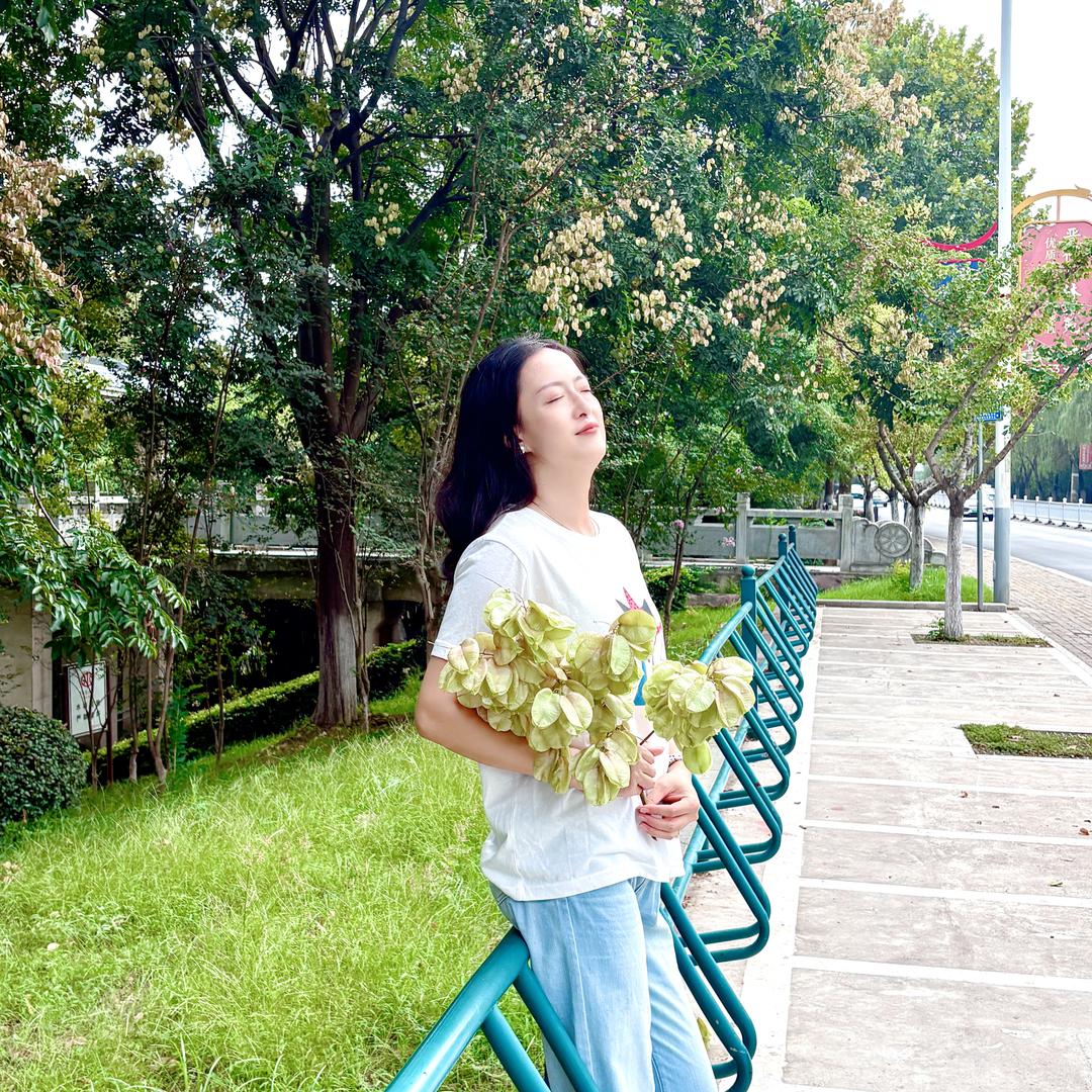 Miss cheng💫