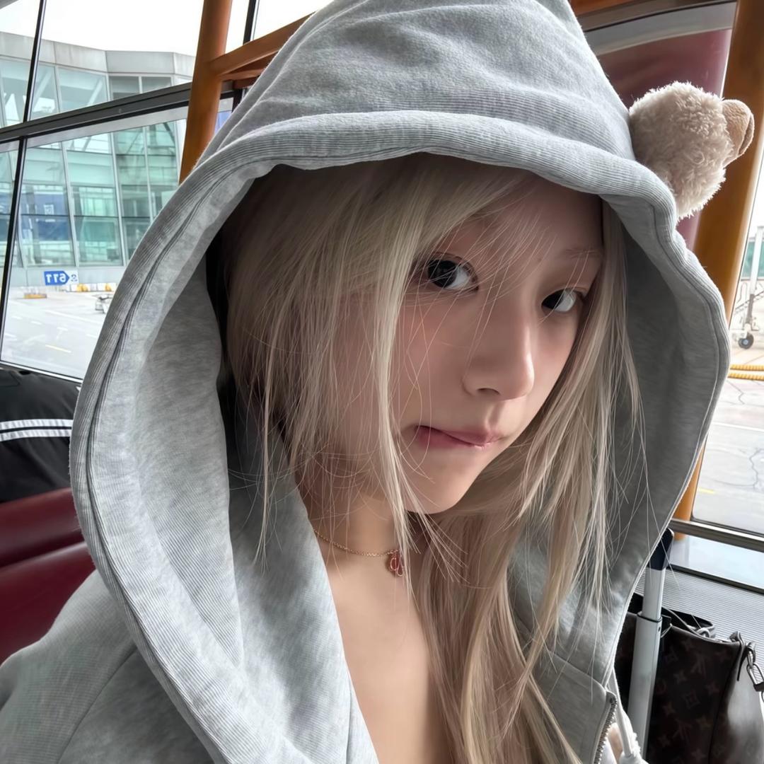 二旬老人发疯日常