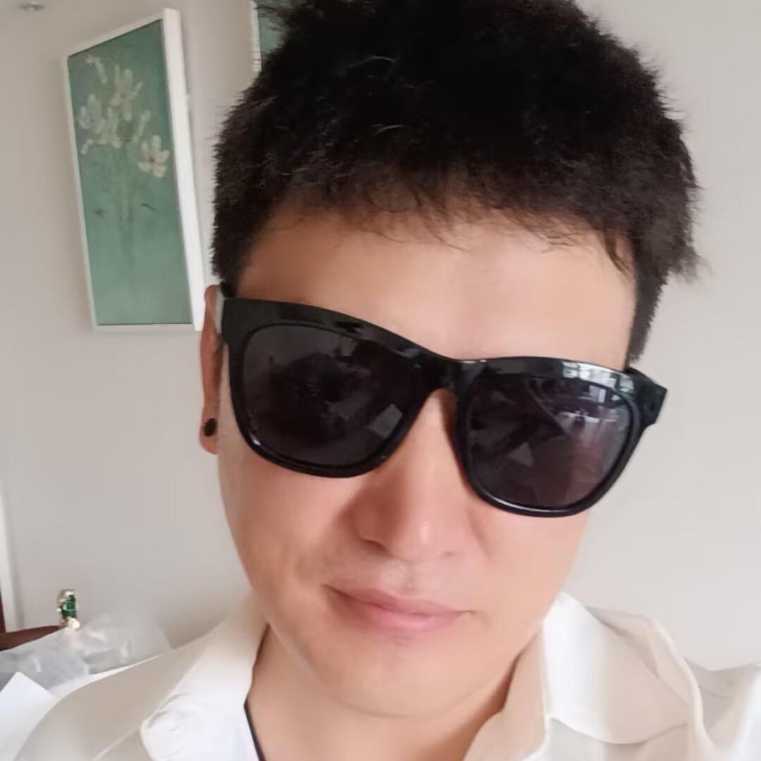 刘莫燃Blaze M. Liu