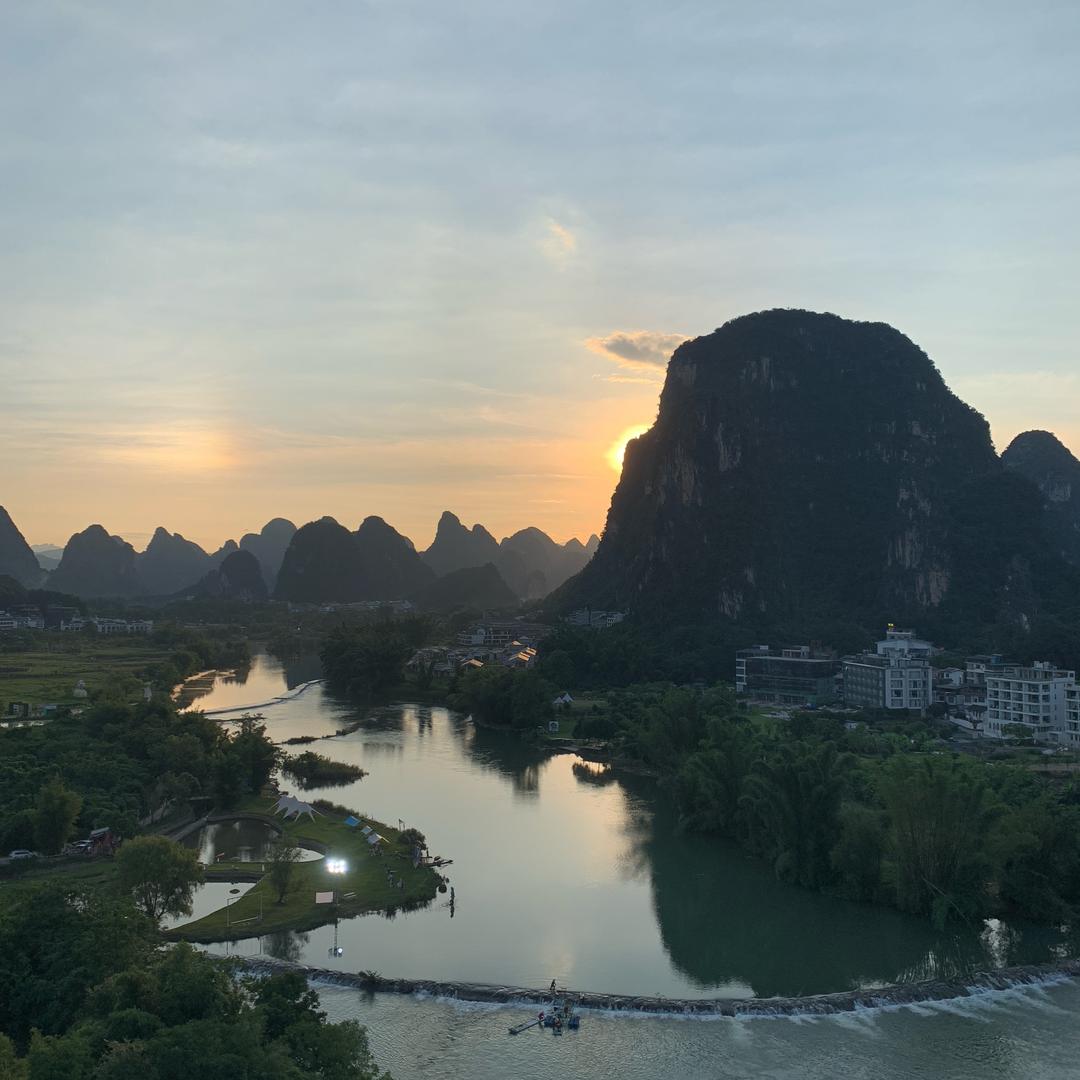 桂林包车定制游杰哥