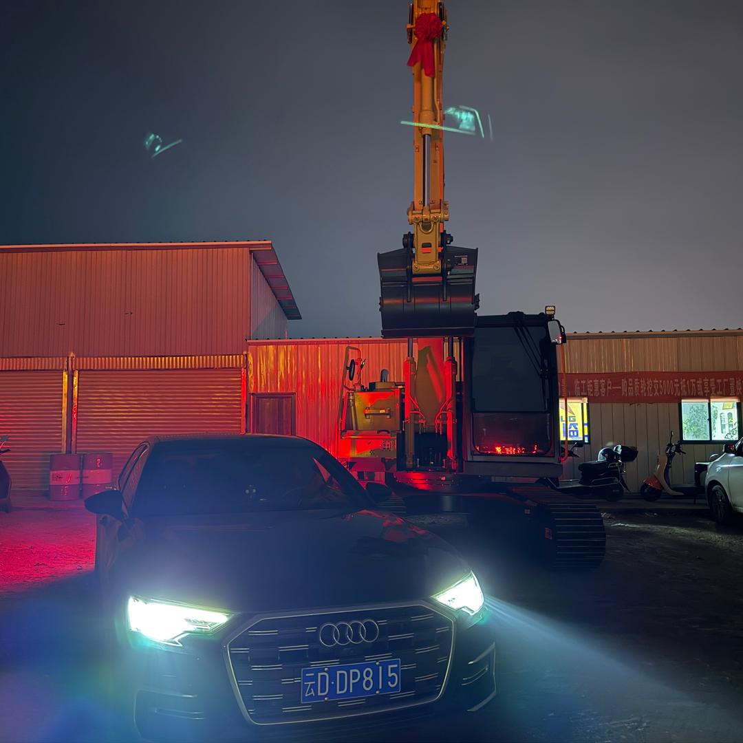 爱玩临工的小陈