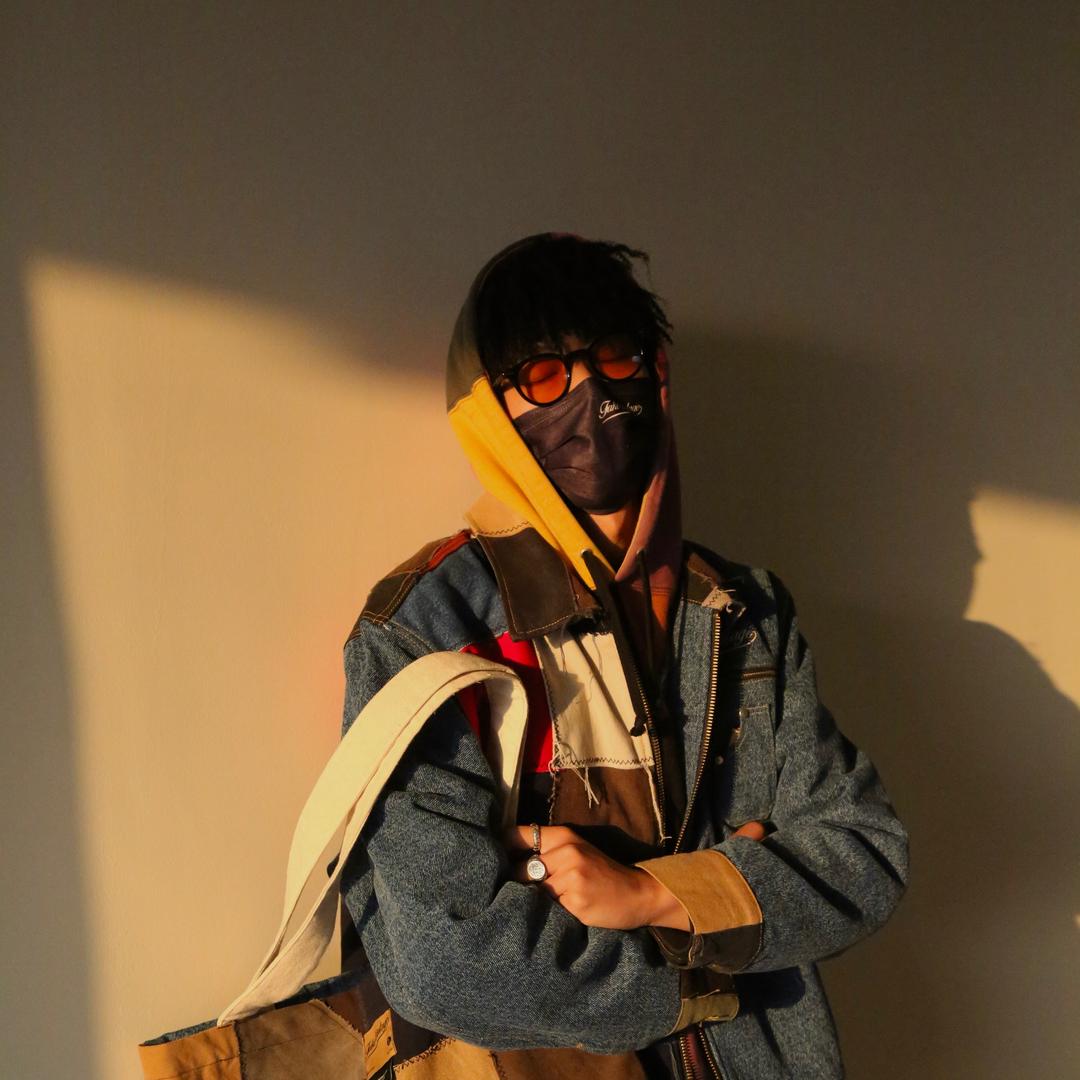 水洗男孩Ray