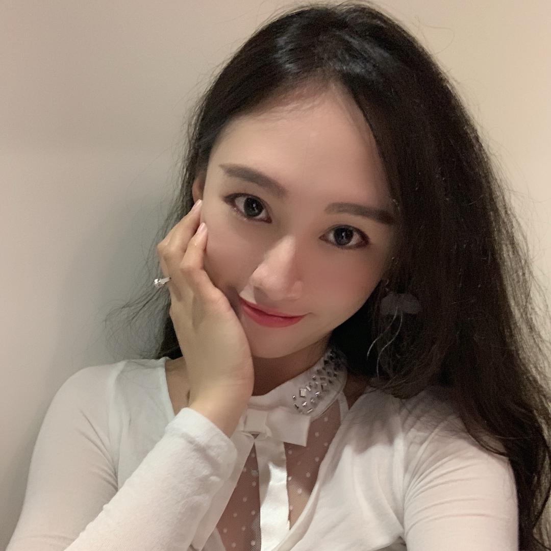 周思妍