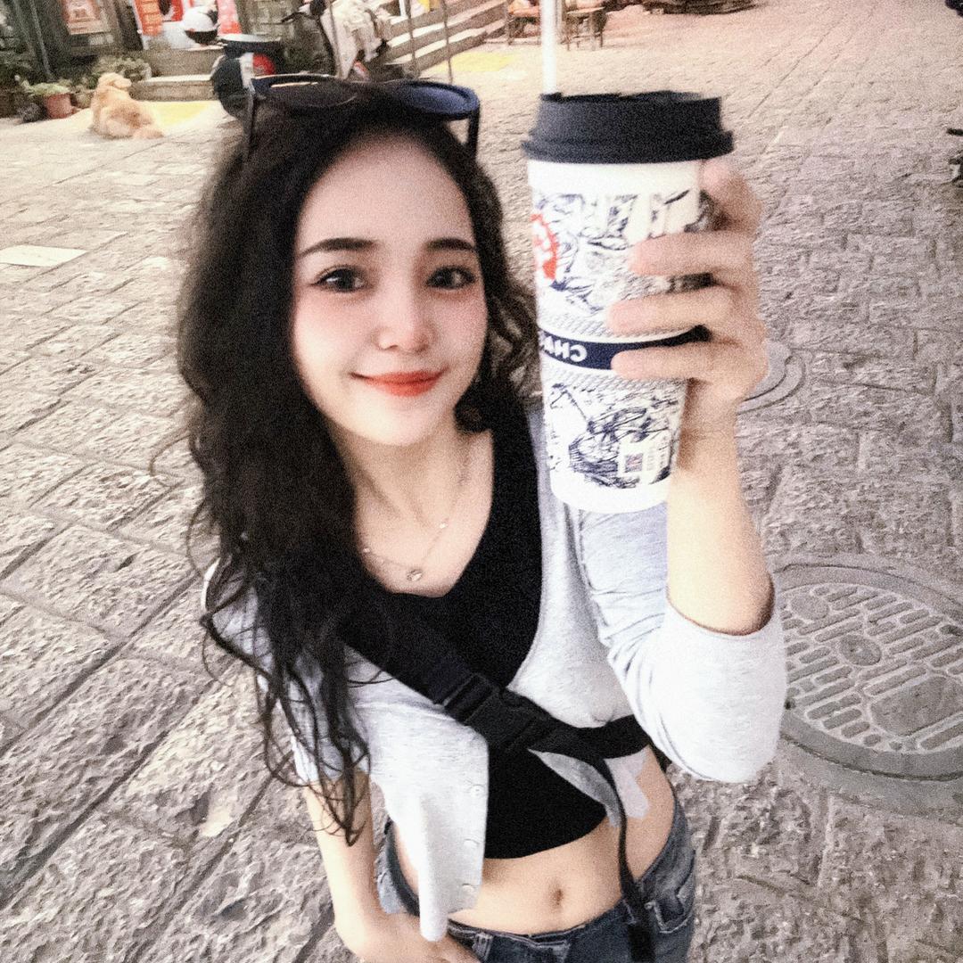 阿撸阿卢