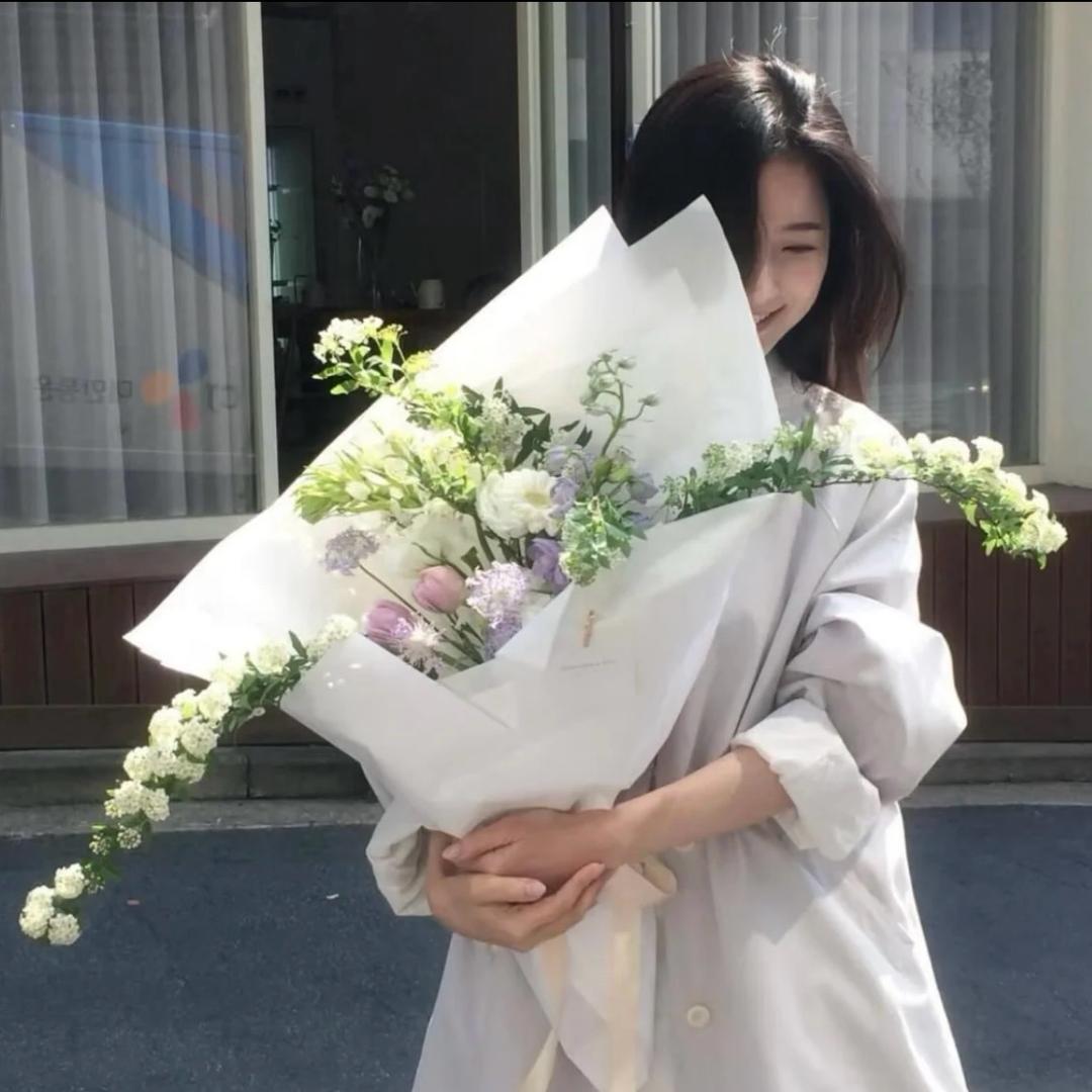 芳芳01