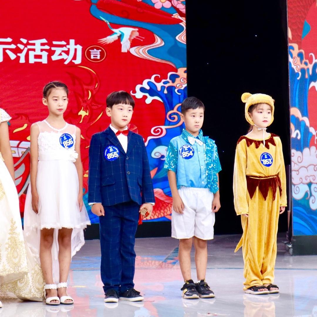 金领袖李校