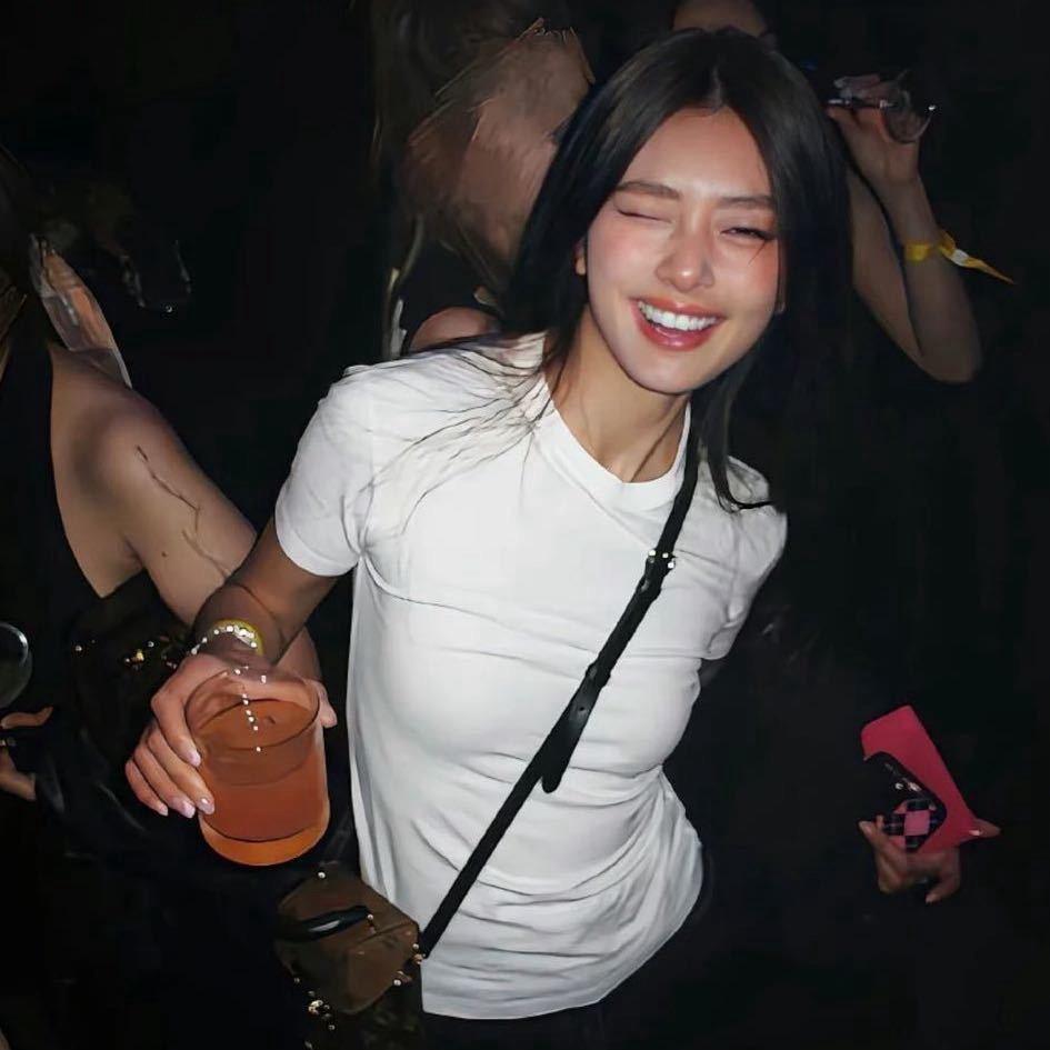 王哪跑.