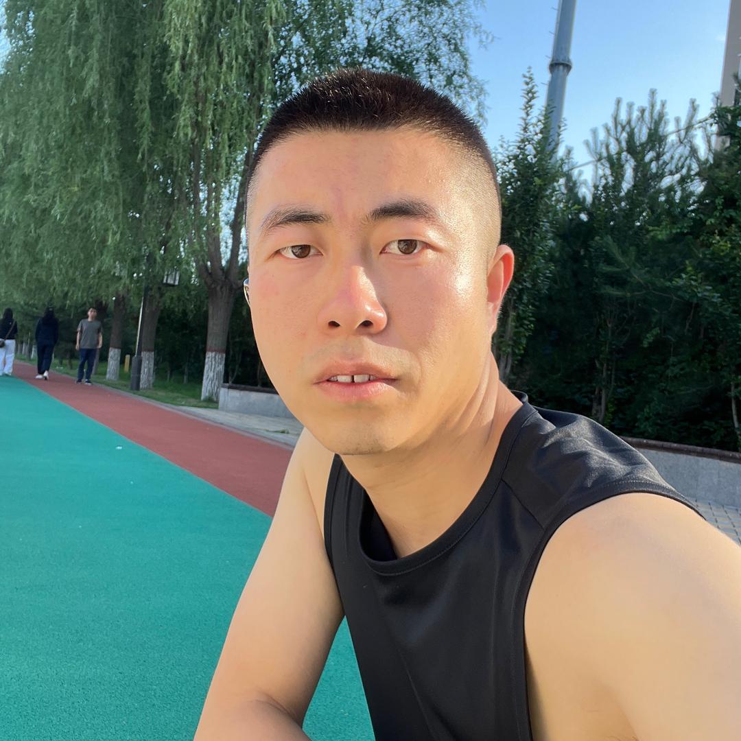 一个养鸡的