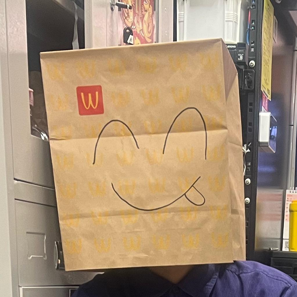 🉑甜的冰美式