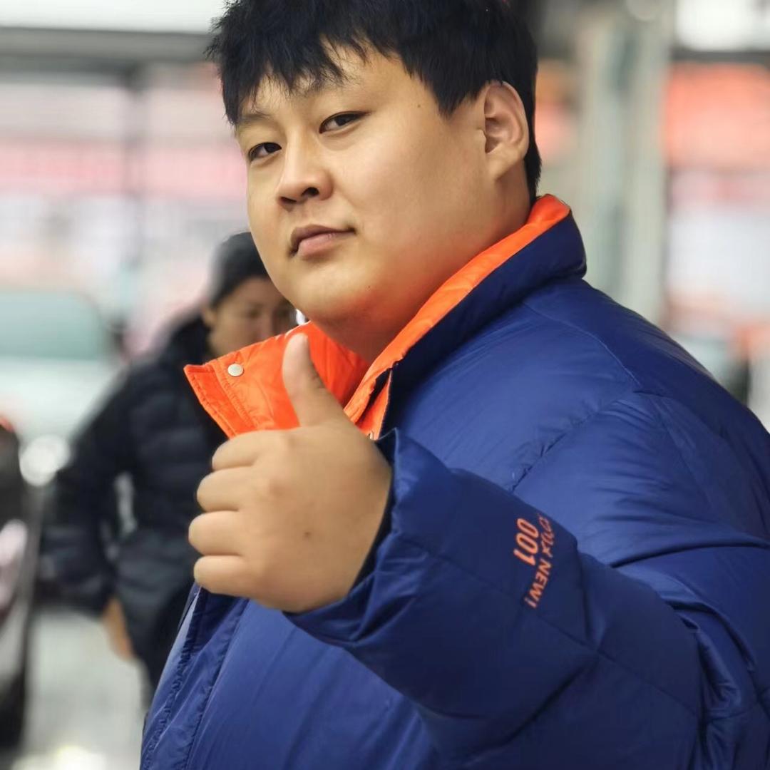 贴膜小李子