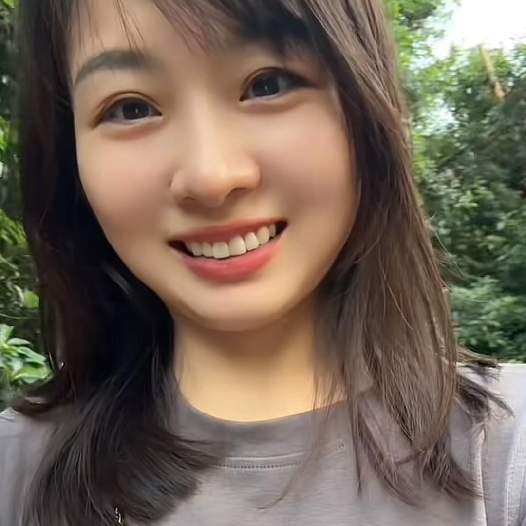 小红红
