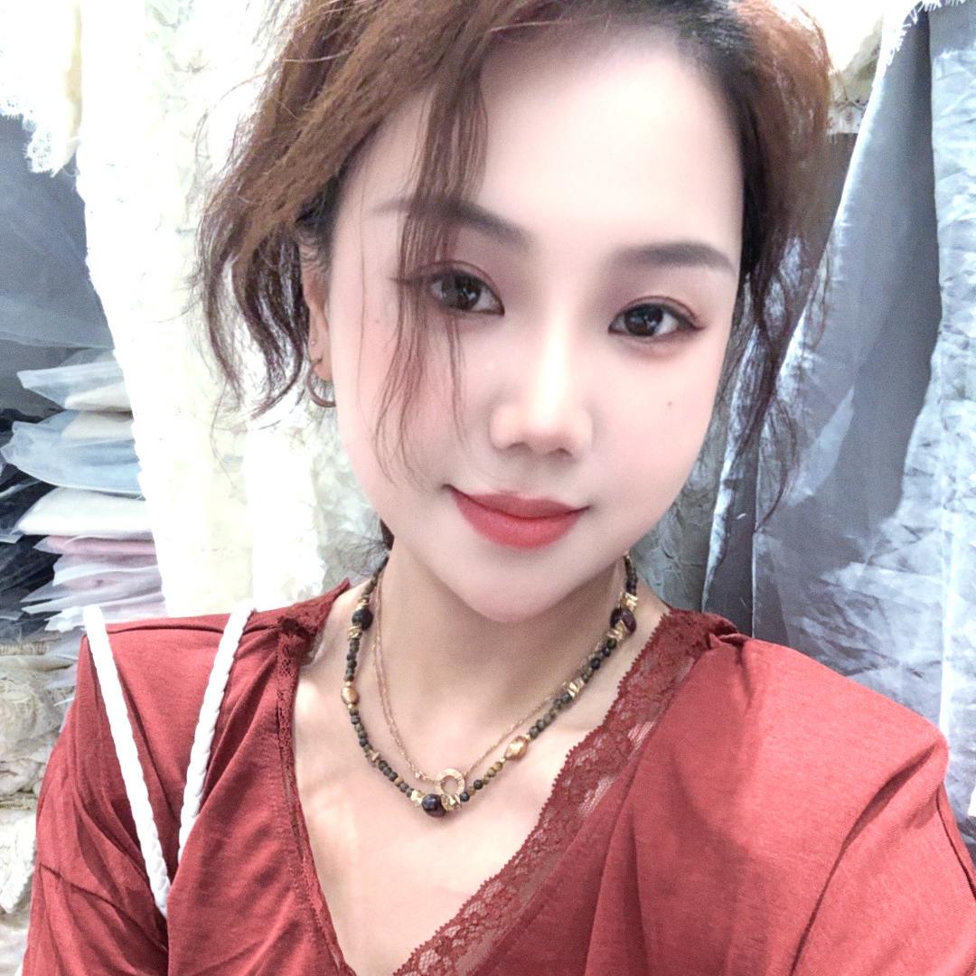 娜娜的服饰店