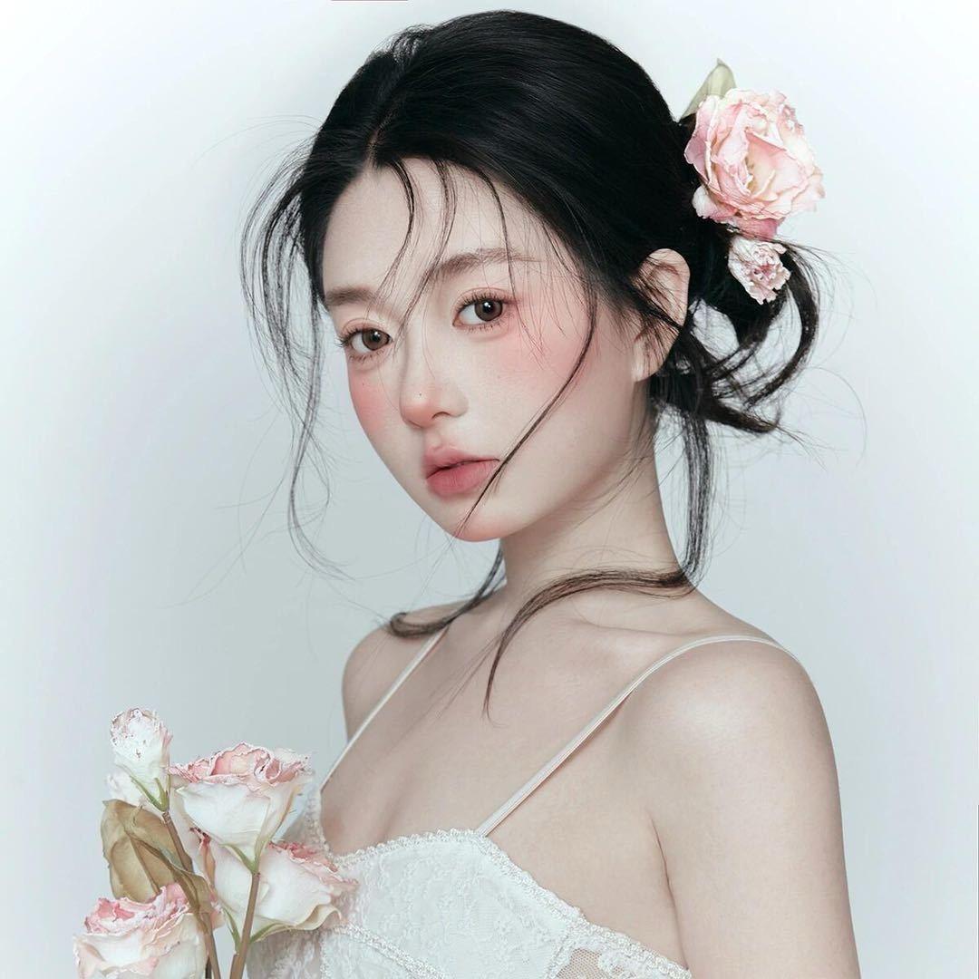 夏禾写真服饰