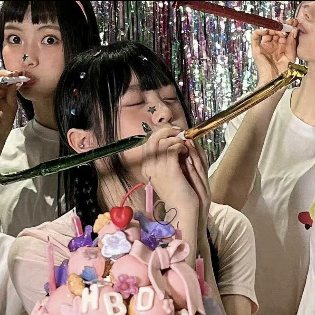 𝐉𝐢𝐦𝐢𝐧𝐱𝐢𝐱𝐢__