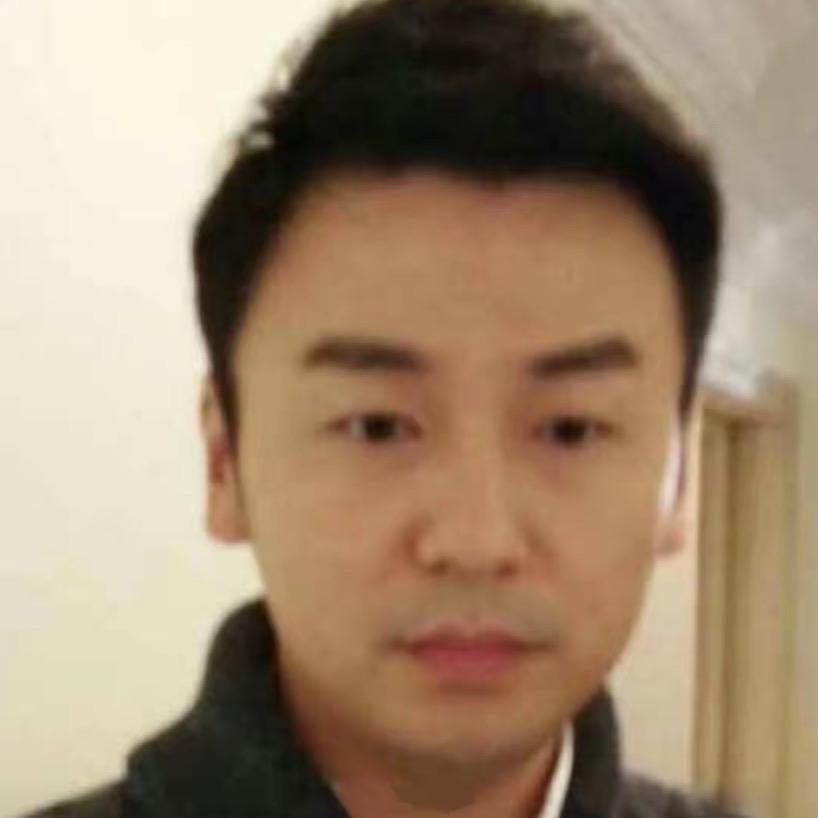 陈俊生（一朵风中摇曳的羊皮底高跟鞋）