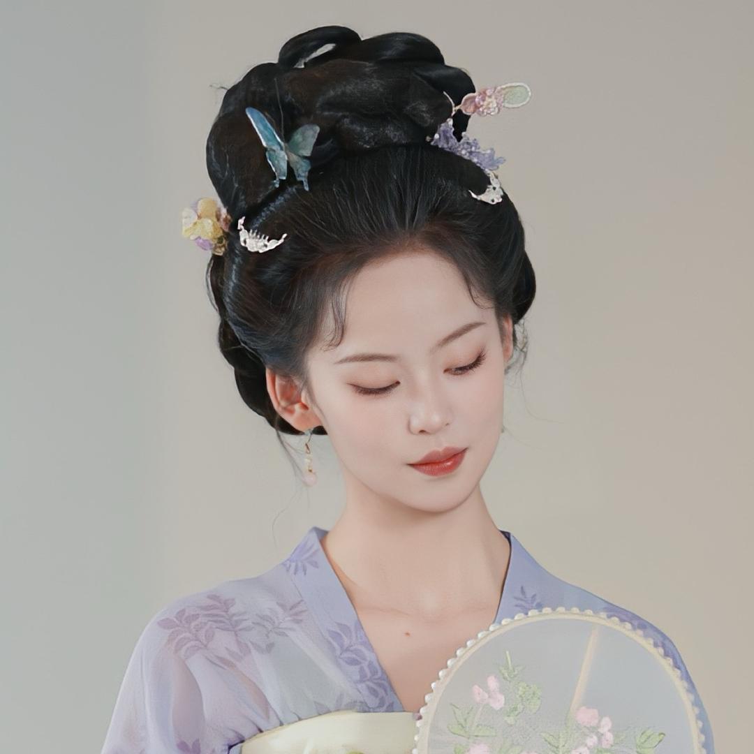 青莎化妆学习中心