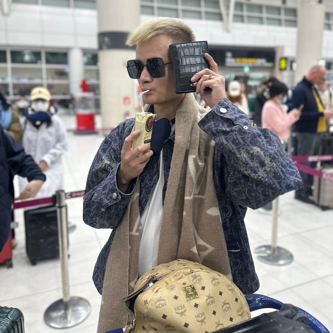 高高Austin