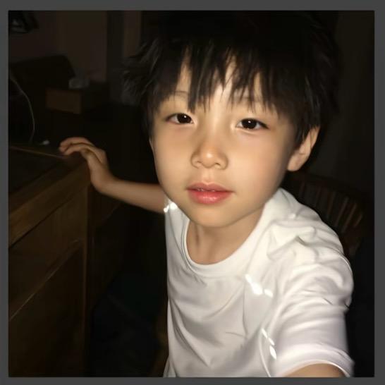 李家旭