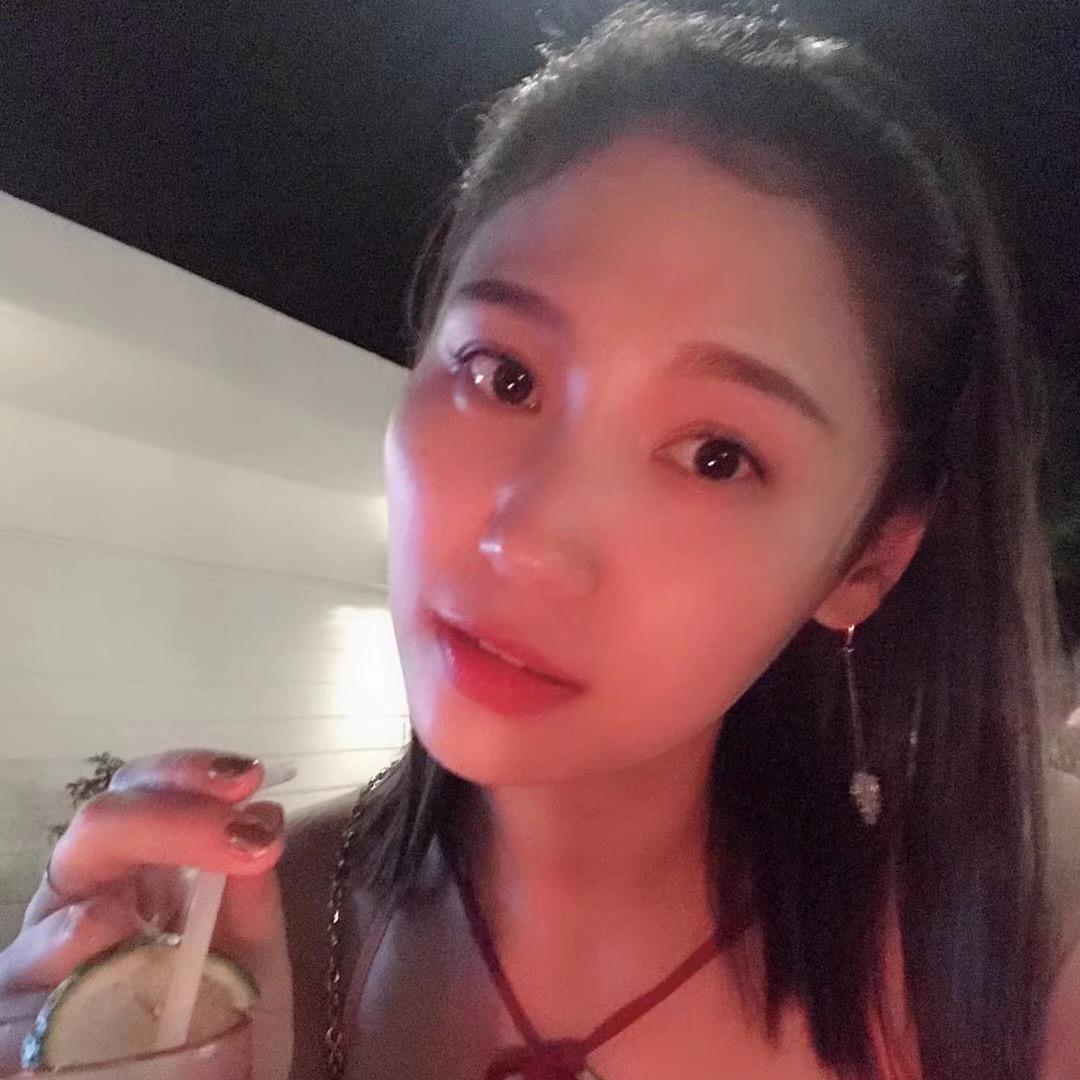 菁菁来了