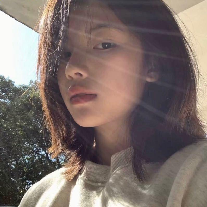 -  不 吃 笨 魚.