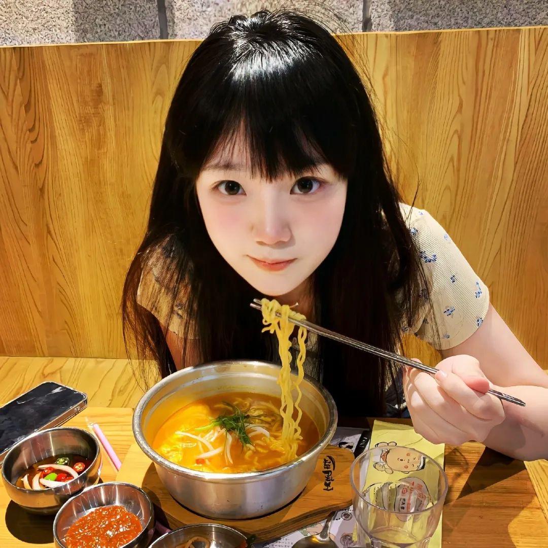 炫亿点点吖