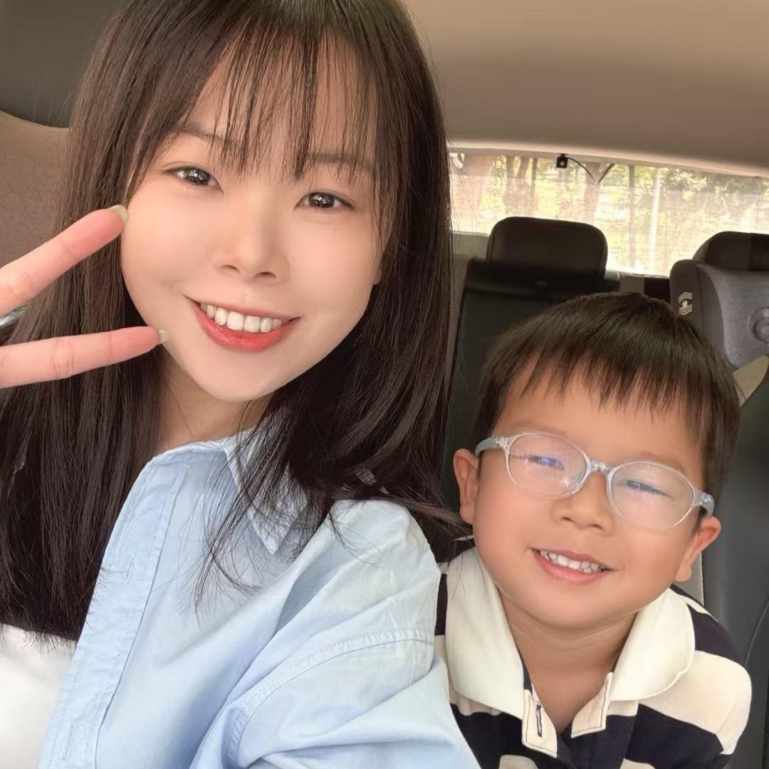 小凯哥麻麻～