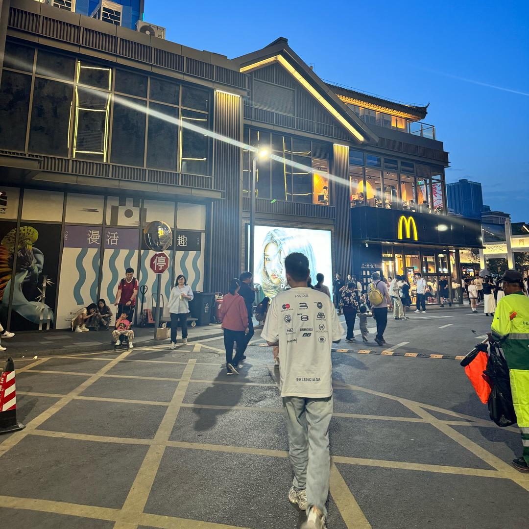 · 李百川