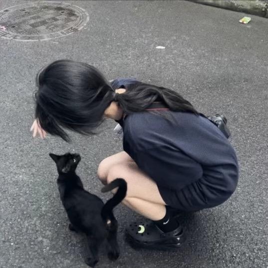 佳妮、（粉丝到100开播）